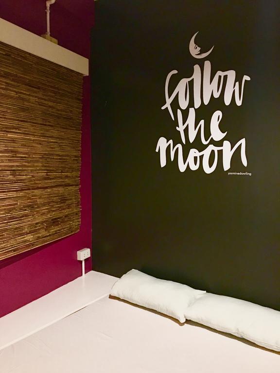 Moon Fools Hostel Panglao Exterior photo